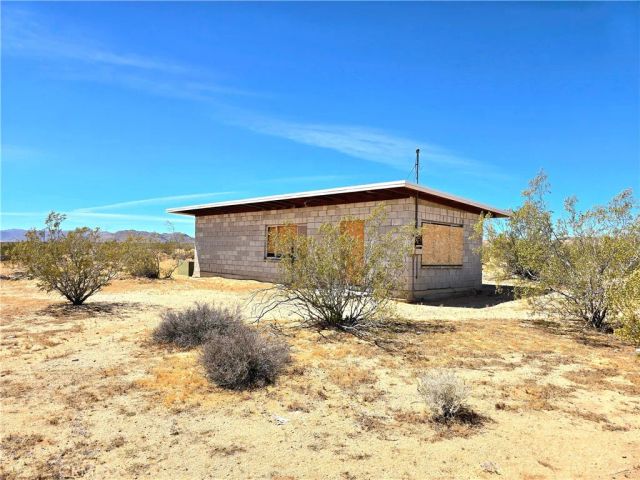 1440 Mcgarry, Joshua Tree, CA 92252