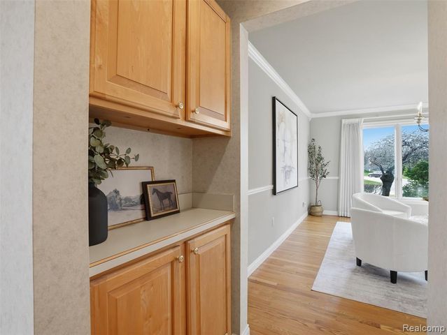 39440 Vassar Court, Sterling Heights, MI 48313