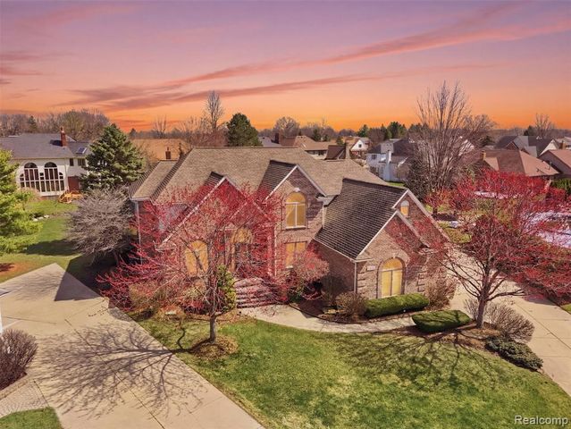 39440 Vassar Court, Sterling Heights, MI 48313