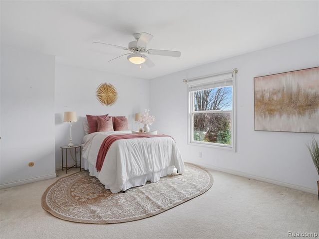 39440 Vassar Court, Sterling Heights, MI 48313