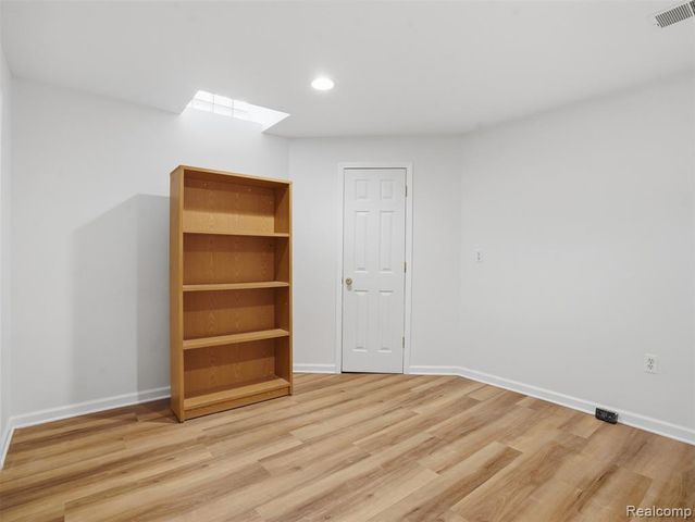 39440 Vassar Court, Sterling Heights, MI 48313