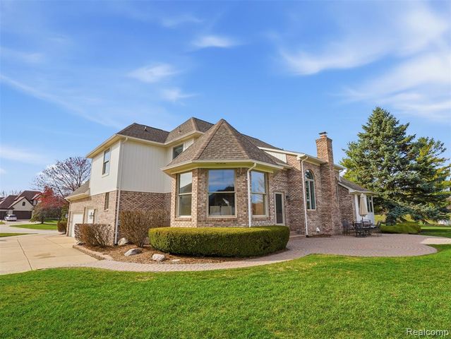 39440 Vassar Court, Sterling Heights, MI 48313