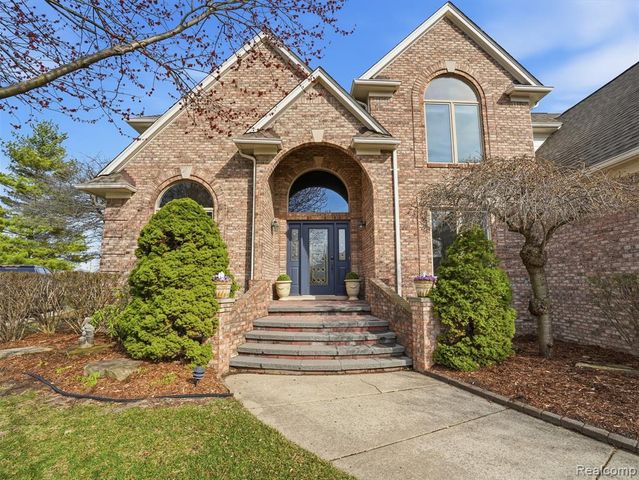 39440 Vassar Court, Sterling Heights, MI 48313