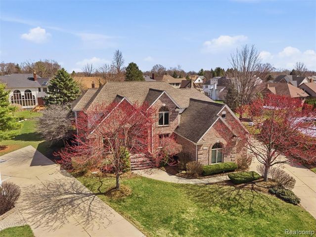 39440 Vassar Court, Sterling Heights, MI 48313
