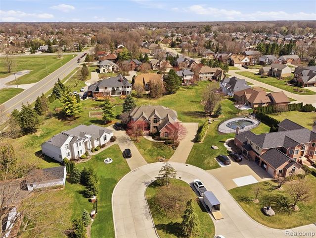39440 Vassar Court, Sterling Heights, MI 48313