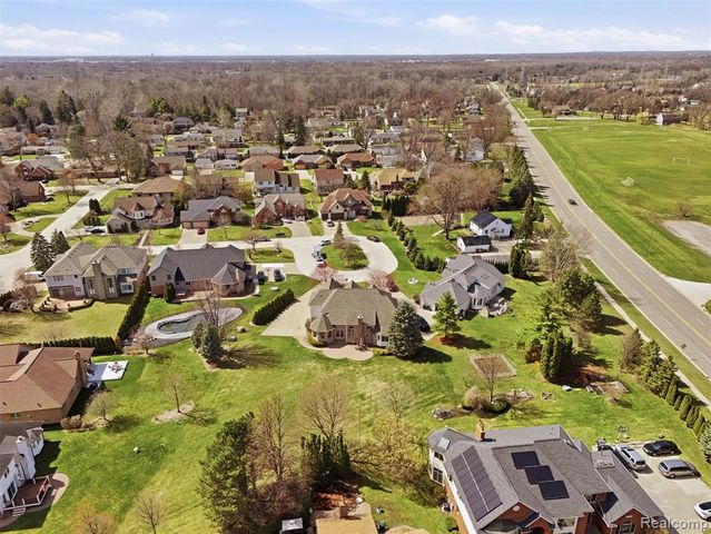 39440 Vassar Court, Sterling Heights, MI 48313