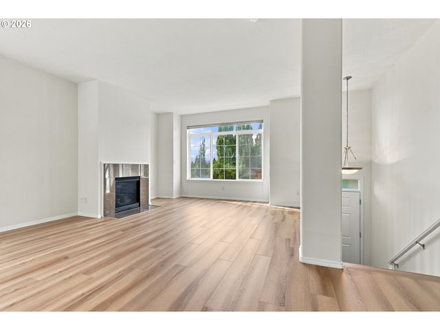 2264 Nw OAK KNOLL Pl, Beaverton, OR 97006