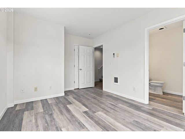 2264 Nw OAK KNOLL Pl, Beaverton, OR 97006