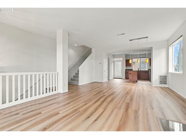 2264 Nw OAK KNOLL Pl, Beaverton, OR 97006