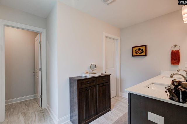 5011 Lincoln Reece Lane, Elgin, SC 29045