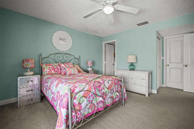 2113 HAMMOCK PINE BOULEVARD 2113, Clearwater, FL 33761