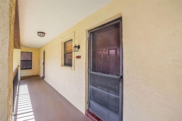 2113 HAMMOCK PINE BOULEVARD 2113, Clearwater, FL 33761