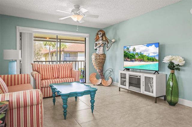 2113 HAMMOCK PINE BOULEVARD 2113, Clearwater, FL 33761