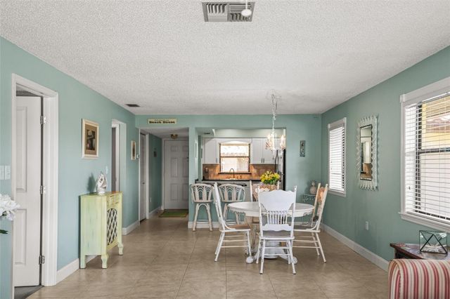 2113 HAMMOCK PINE BOULEVARD 2113, Clearwater, FL 33761