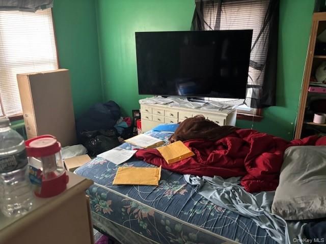 364 Hamilton Avenue, Riverhead, NY 11901