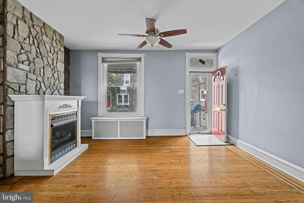 268 KALOS ST, PHILADELPHIA, PA 19128 — photo 5