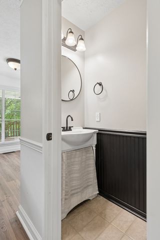 1214 Hollis Terrace, Cottontown, TN 37048