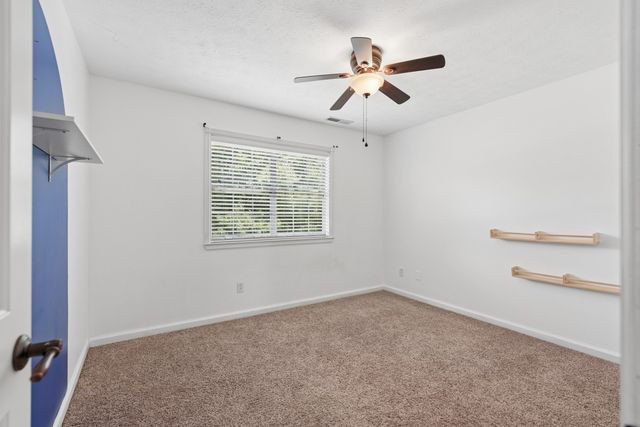 1214 Hollis Terrace, Cottontown, TN 37048