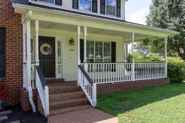 1214 Hollis Terrace, Cottontown, TN 37048