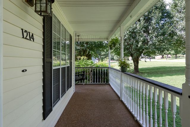 1214 Hollis Terrace, Cottontown, TN 37048
