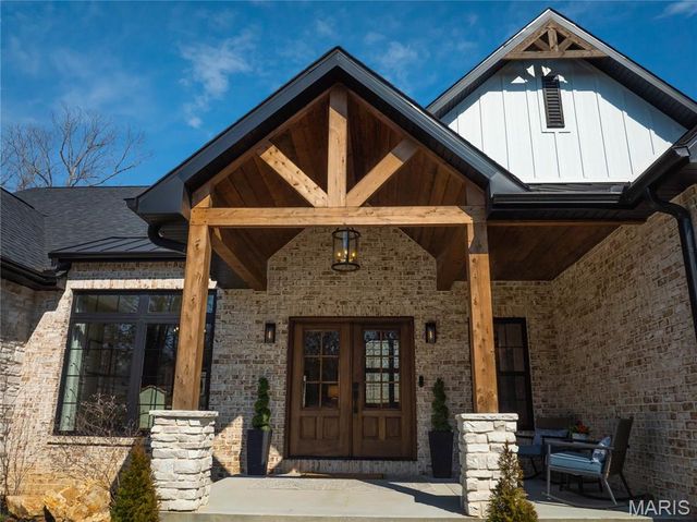 437 Ridgeview Lane, Poplar Bluff, MO 63901