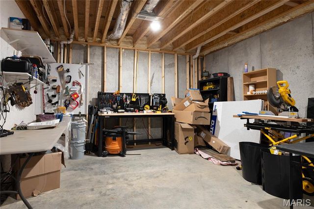 437 Ridgeview Lane, Poplar Bluff, MO 63901