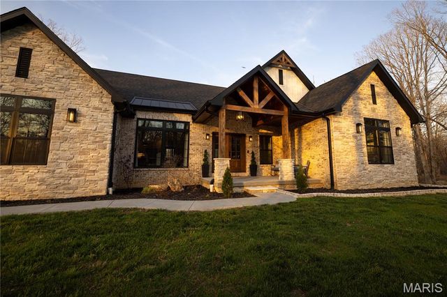 437 Ridgeview Lane, Poplar Bluff, MO 63901