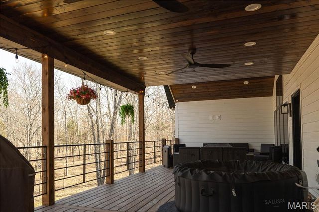 437 Ridgeview Lane, Poplar Bluff, MO 63901