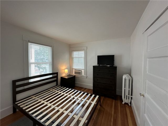 15 Kilburn Ct Court, Newport, RI 02840