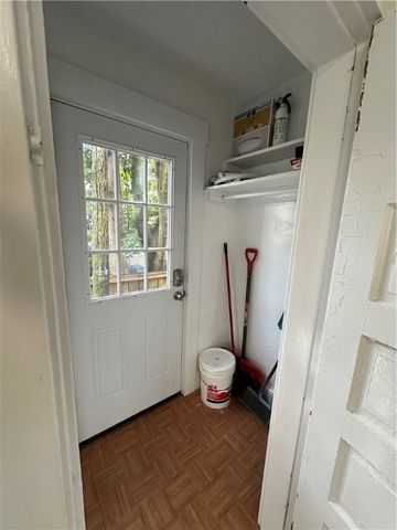 15 Kilburn Ct Court, Newport, RI 02840