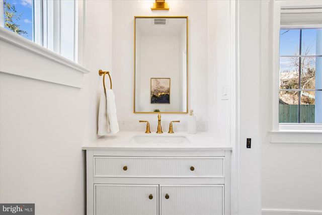 5043 25TH ST S, Arlington, VA 22206