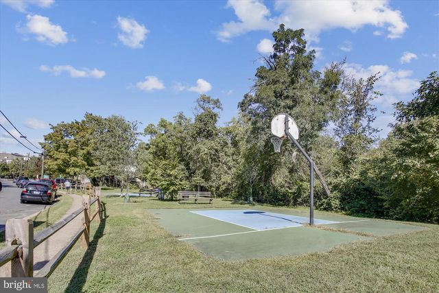 5043 25TH ST S, Arlington, VA 22206