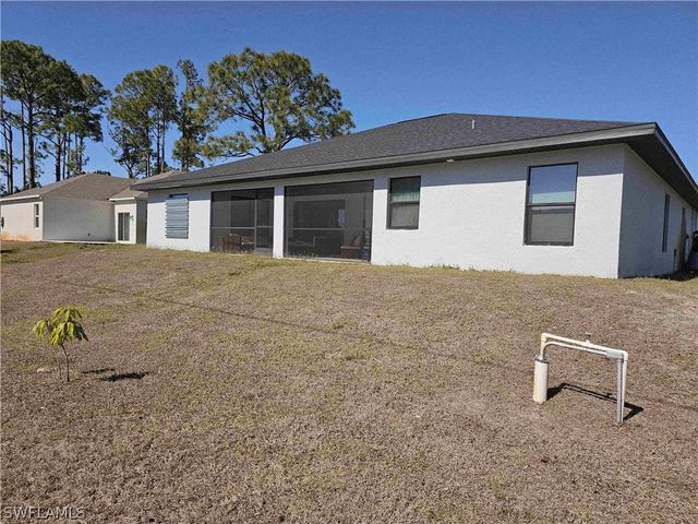 3507 2nd ST SW, Lehigh Acres, FL 33976