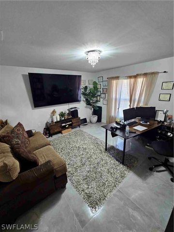 3507 2nd ST SW, Lehigh Acres, FL 33976