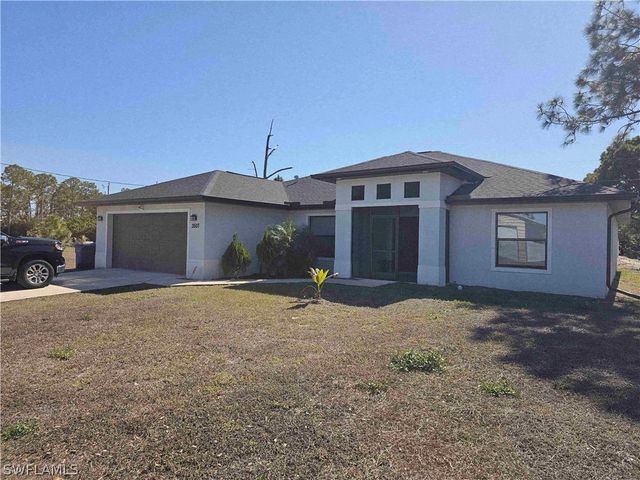 3507 2nd ST SW, Lehigh Acres, FL 33976