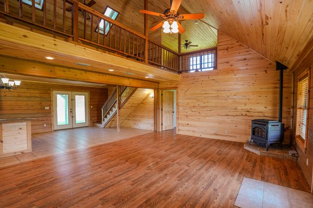 457 County Road 3270, Mineola, TX 75773