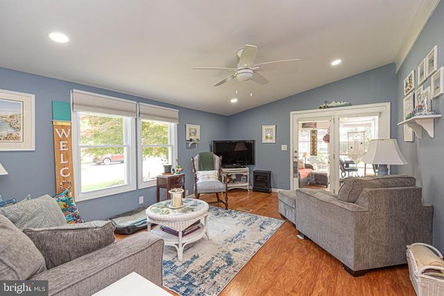 37189 PINEWOOD RD, Ocean View, DE 19970