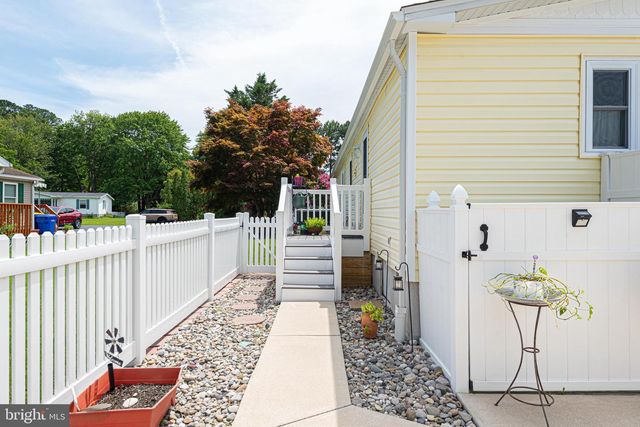 37189 PINEWOOD RD, Ocean View, DE 19970