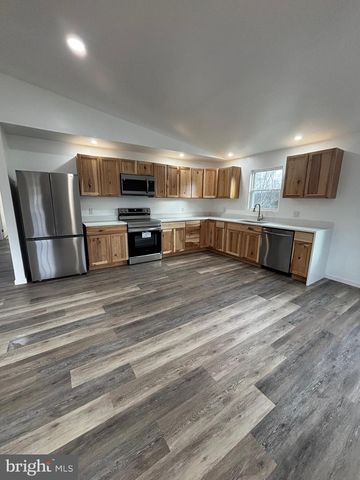 215 GRAND VIEW DR, Keyser, WV 26726