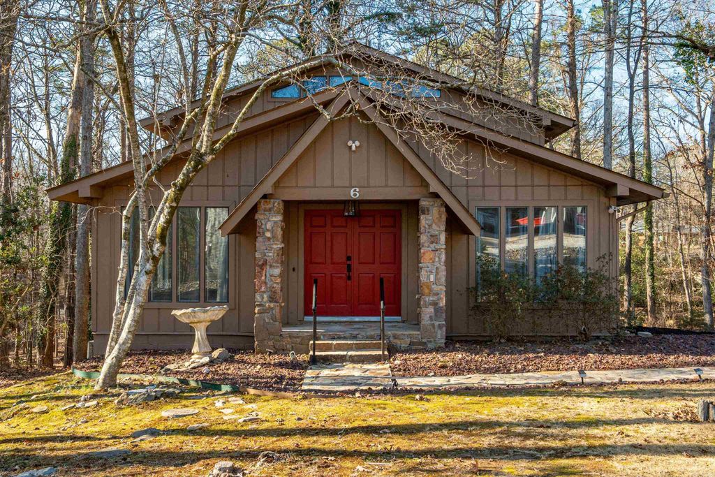 6 Pego Circle, Hot Springs Village, AR 71909