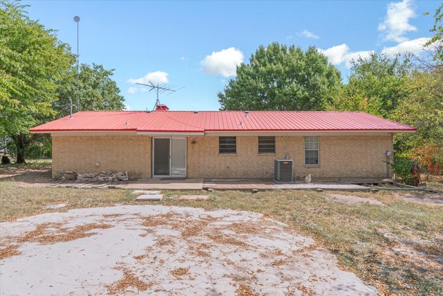 152 Vz County Road 3404, Wills Point, TX 75169
