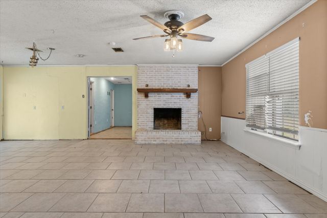 152 Vz County Road 3404, Wills Point, TX 75169