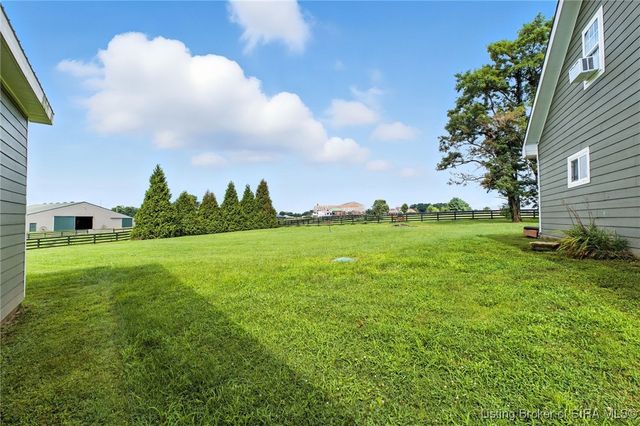 8213 Salem Church Road, Charlestown, IN 47111