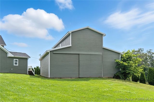 8213 Salem Church Road, Charlestown, IN 47111