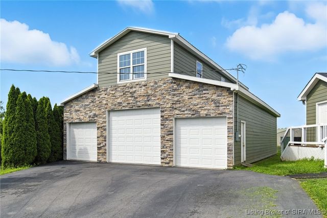 8213 Salem Church Road, Charlestown, IN 47111