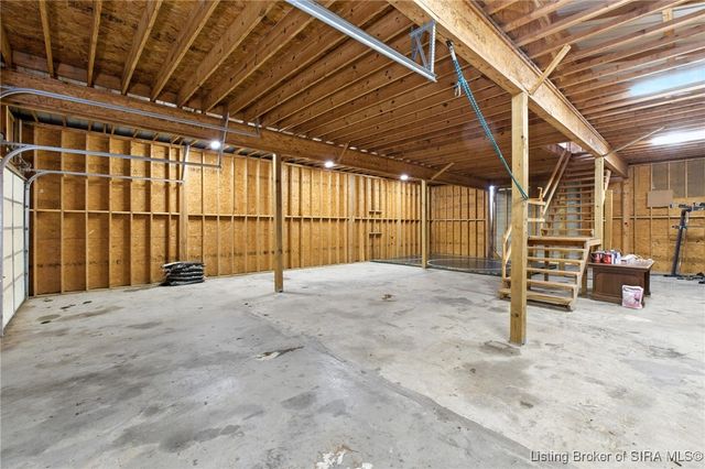 8213 Salem Church Road, Charlestown, IN 47111