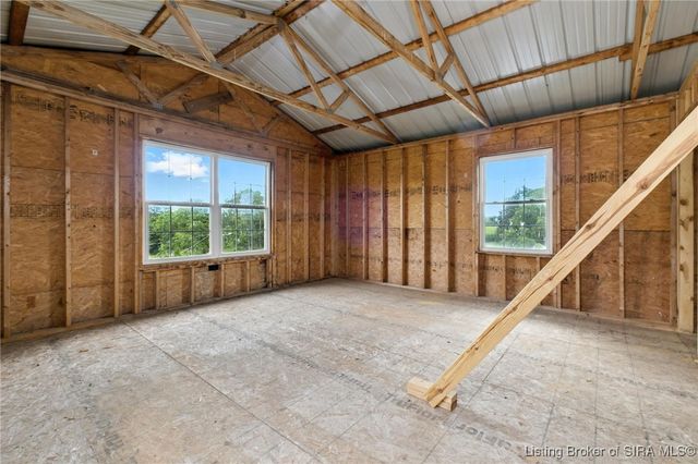 8213 Salem Church Road, Charlestown, IN 47111