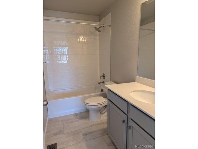 16953 Ballinger Cir, Mead, CO 80542