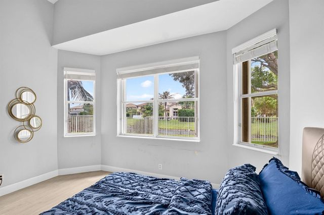 8049 Via Bolzano, Lake Worth, FL 33467