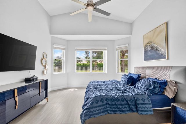 8049 Via Bolzano, Lake Worth, FL 33467